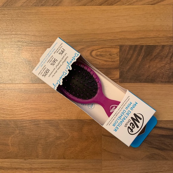 New Wet Brush Mini Detangler Brush, Purple - Picture 6 of 6